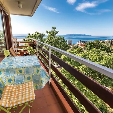 公寓 With Wifi - Volosko, - 13300 *